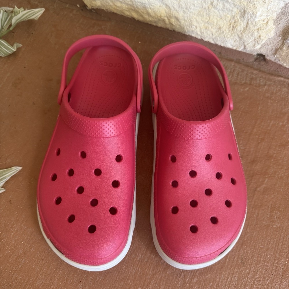 Crocs Men's Size 11 Crocband Clog With Strap Hot Pink/ White